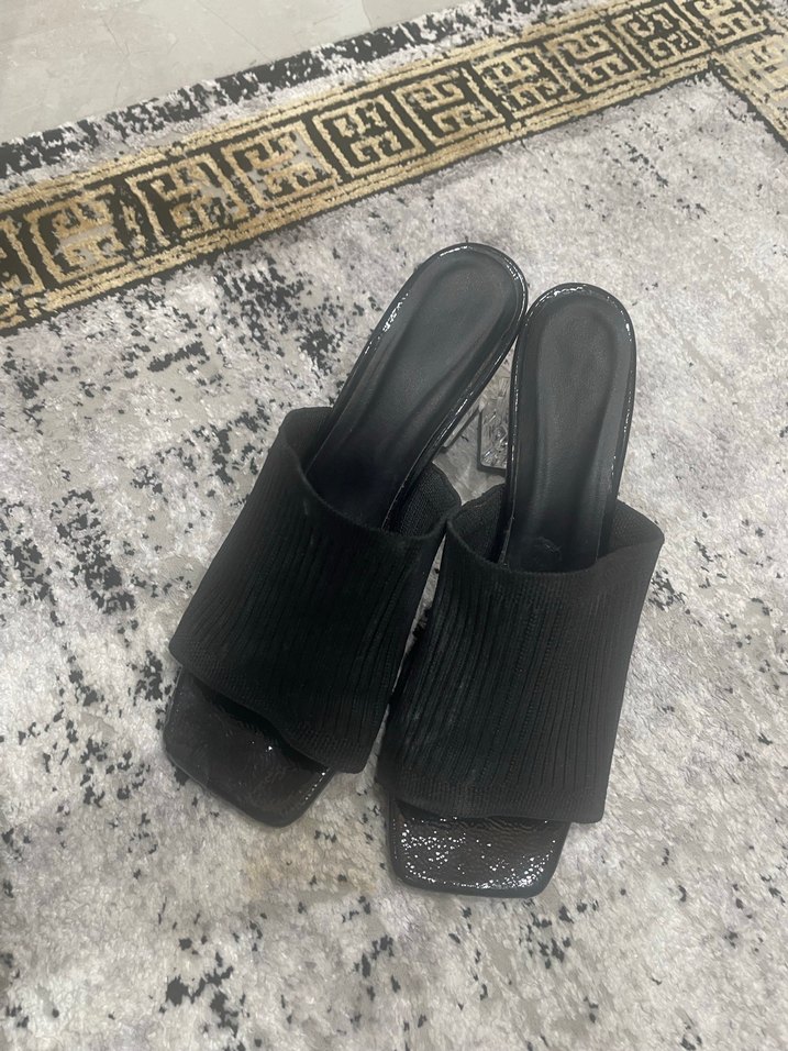 Siyah Kadın Stiletto Topuklu Terlik - Görsel 2