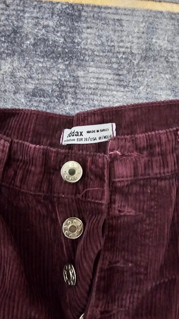 Bordo Düğmeli Kadın Kumaş Pantolon - Görsel 3