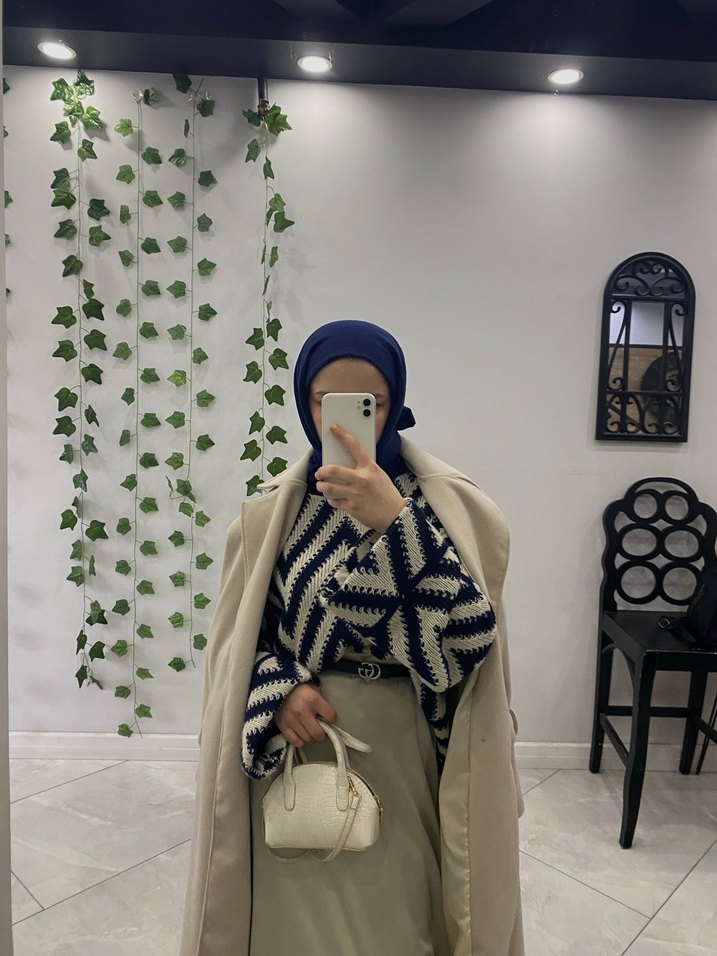 Zebra Desenli Yüksek Yakalı Örgü Kadın Kazak - Görsel 2