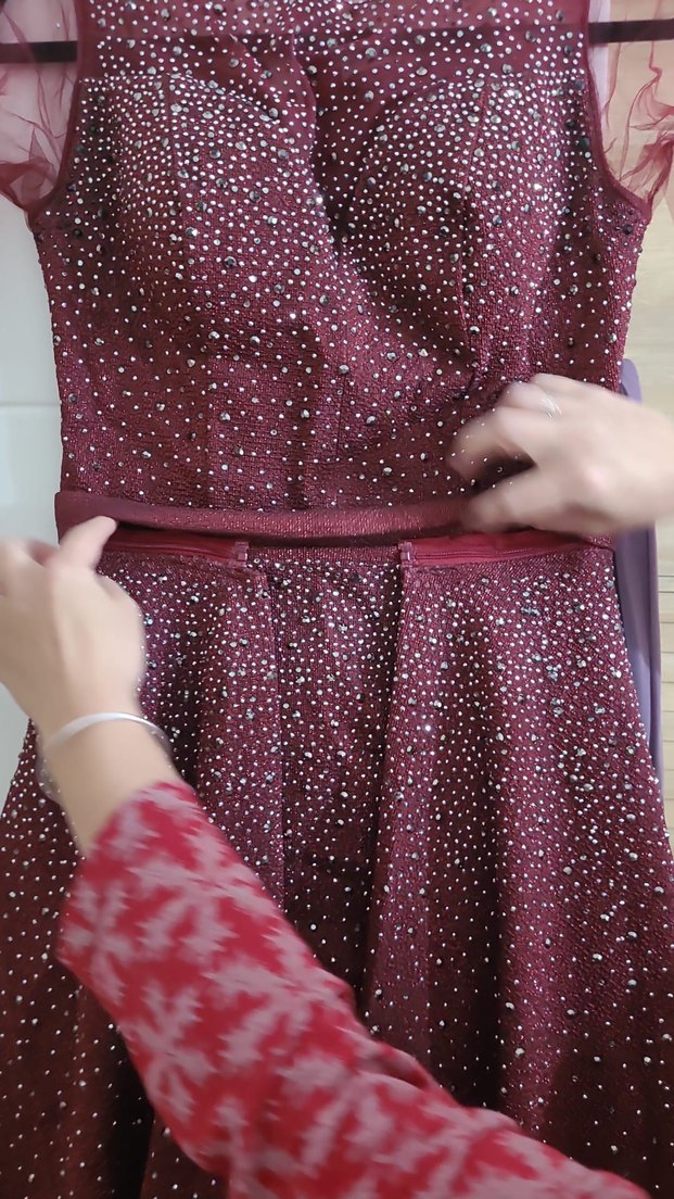 Bordo Abiye Elbise etegi takip çikarilabilir fermarli kol cikblr - Görsel 3