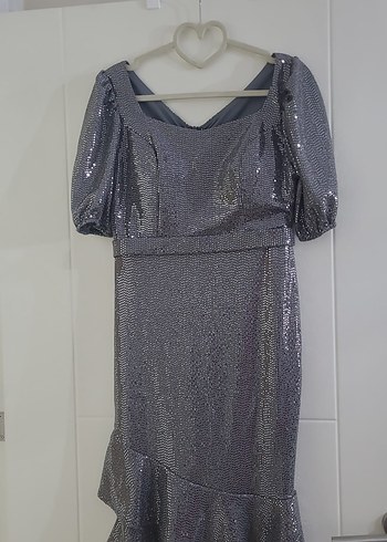 Gri Yılan Desenli Uzun Abiye Elbise - Görsel 2