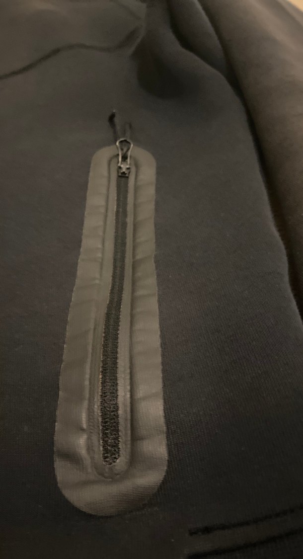 Siyah Kapüşonlu Fermuarlı Erkek Eşofman Takımı - Görsel 4