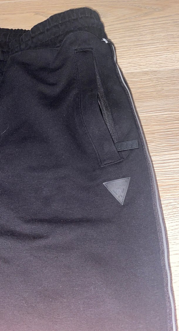 Guess Siyah edortamn hic kulanilmadi kesinkile defo yok sifr - Görsel 2