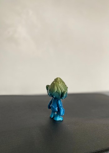 3D yazıcıdan yapılmış çok renkli goblin - Görsel 2