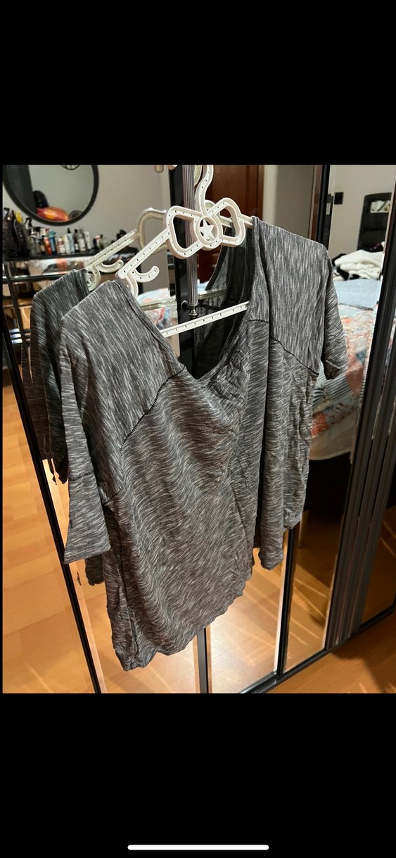 Gri V Yaka crop dökümlü Rahat Kesim - Görsel 3