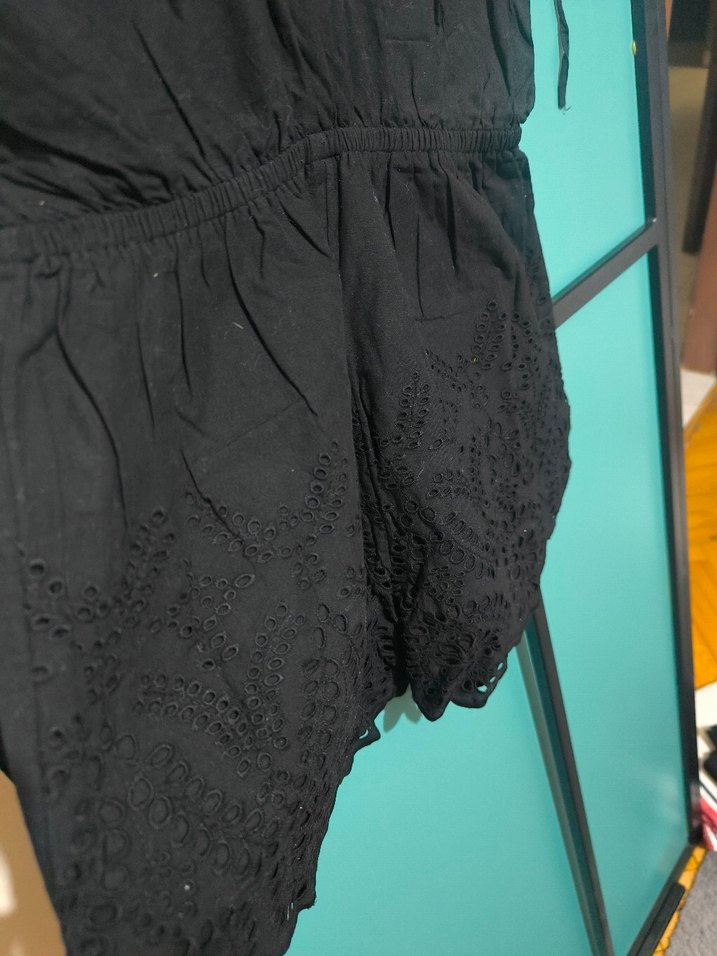 Dantel Detaylı Siyah Mini Tulum - Görsel 2