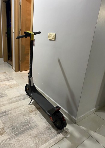 Xiaomi Elektrikli Scooter 4 Lite 2. Nesil Siyah - Görsel 2
