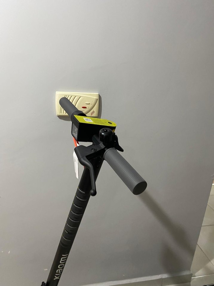 Xiaomi Elektrikli Scooter 4 Lite 2. Nesil Siyah - Görsel 3