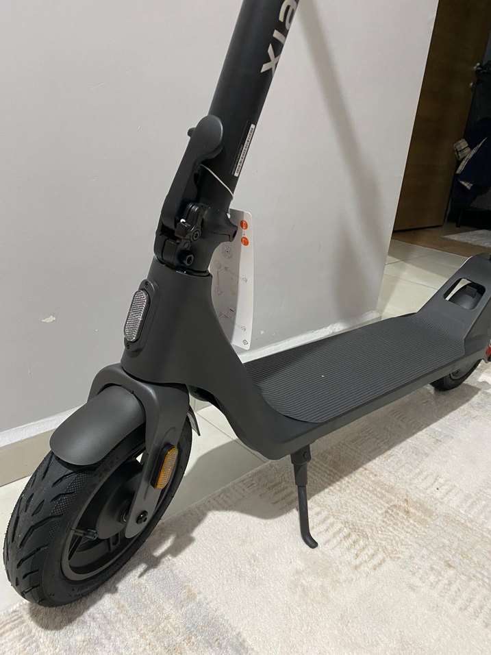 Xiaomi Elektrikli Scooter 4 Lite 2. Nesil Siyah - Görsel 5