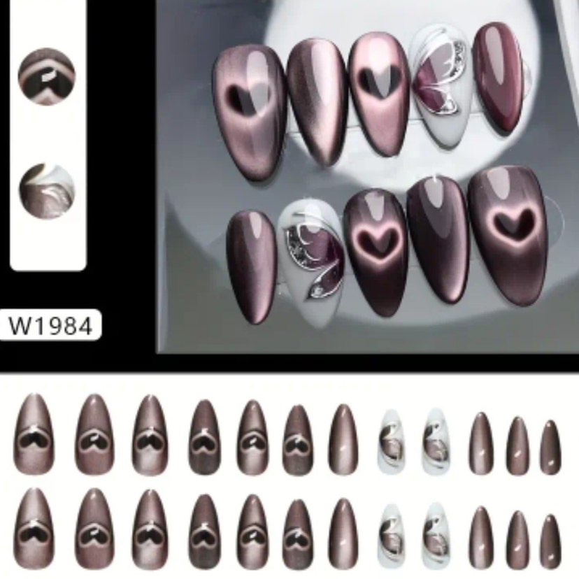 Koyu Mor Kalp Desenli Tırnak Süslemeleri - Görsel 2