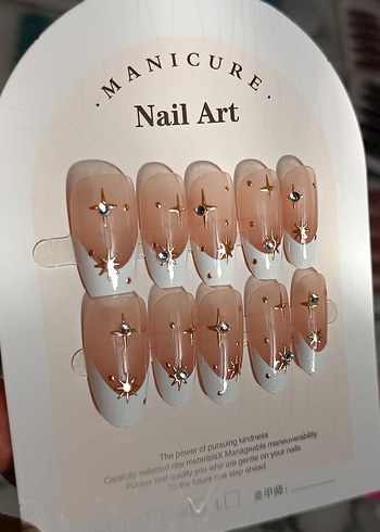 El Yapımı Takma Tırnak - Görsel 2