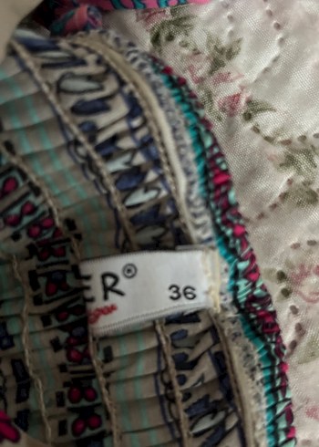 Çiçek Desenli Drapeli Uzun Bohem Elbise - Görsel 4