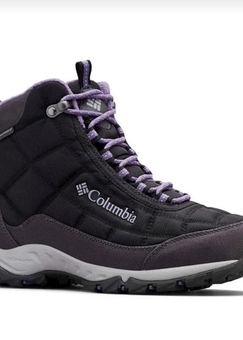 Columbia 36,5