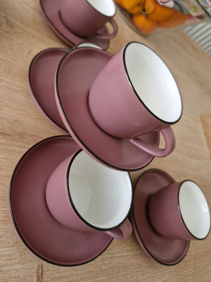 Bordo Renkli Seramik Fincan ve Tabak Seti - Görsel 2