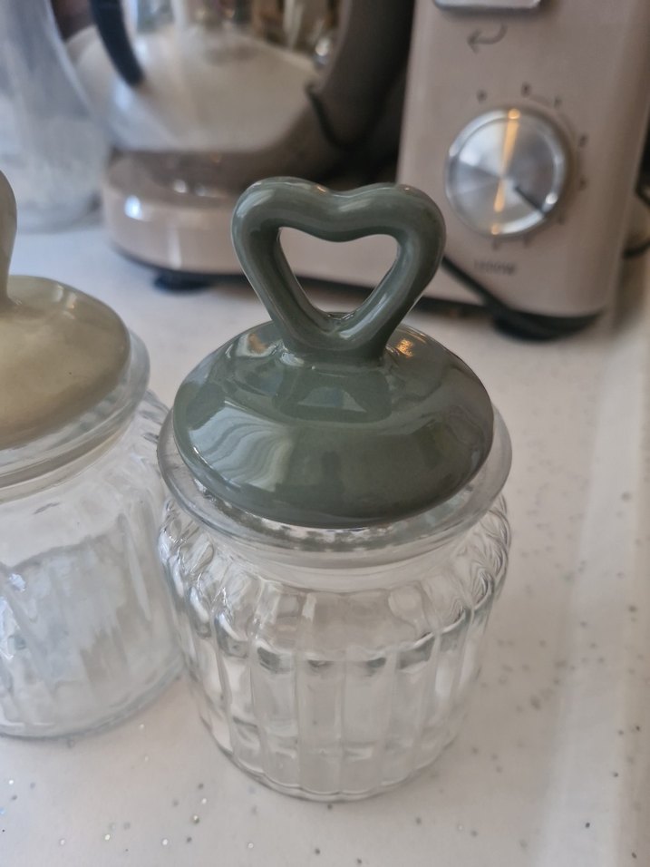 Kalp Saplı Cam Baharat Kavanozları - Görsel 2