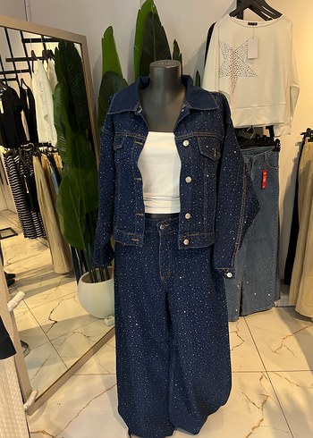 Zara Koyu Mavi Denim Takim Siklik Ve Rahatlik Bir Arada