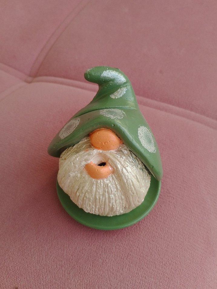 Kahverengi Şapkalı Dekoratif Figürin konik tütsü luk - Görsel 2