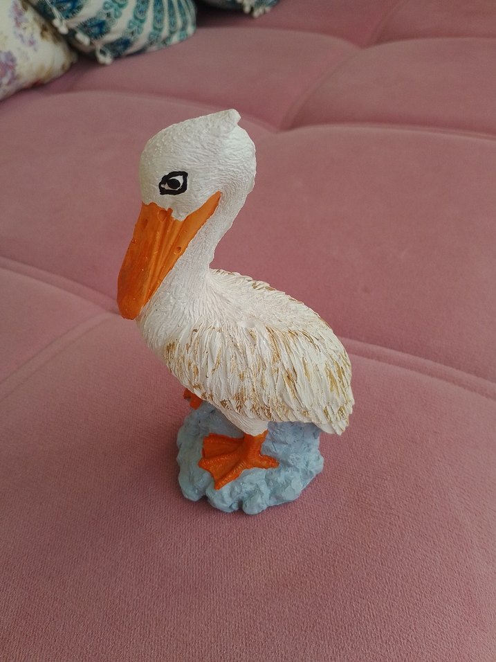 Beyaz Pelikan Figürin - Görsel 3
