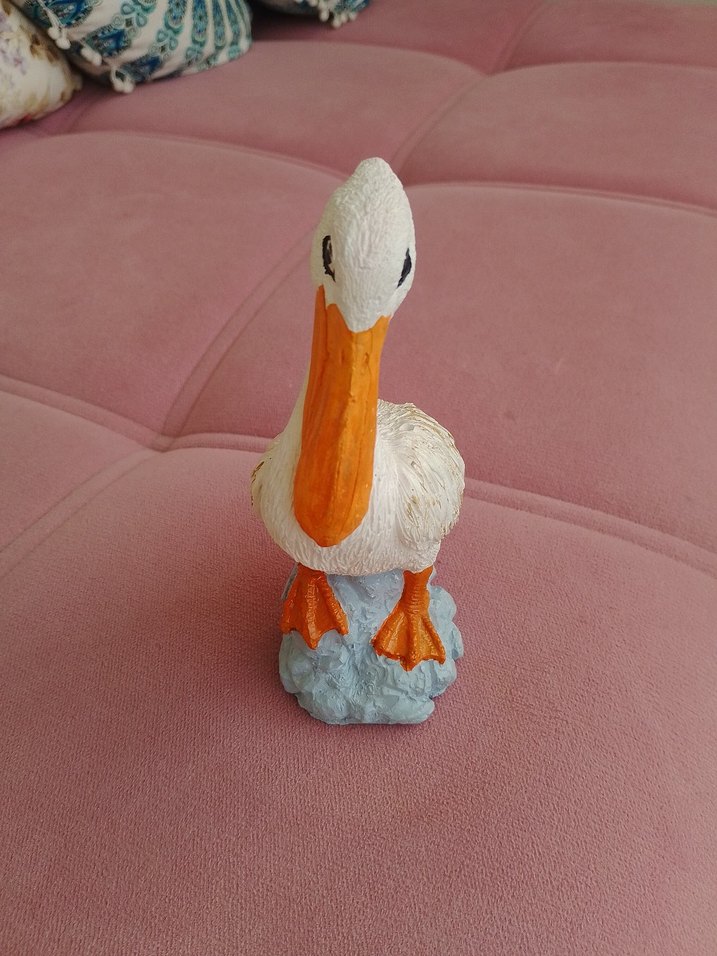 Beyaz Pelikan Figürin - Görsel 2