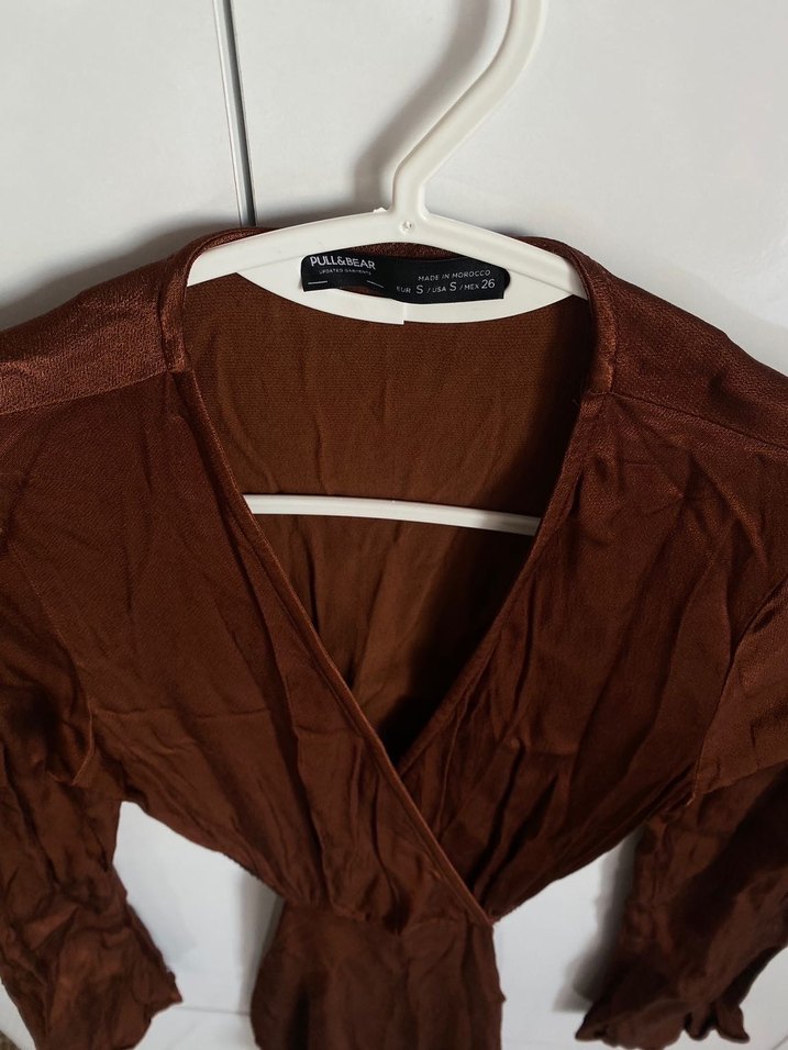 Uzun Kollu V Yakalı Kahverengi saten Mini Elbise - Görsel 3