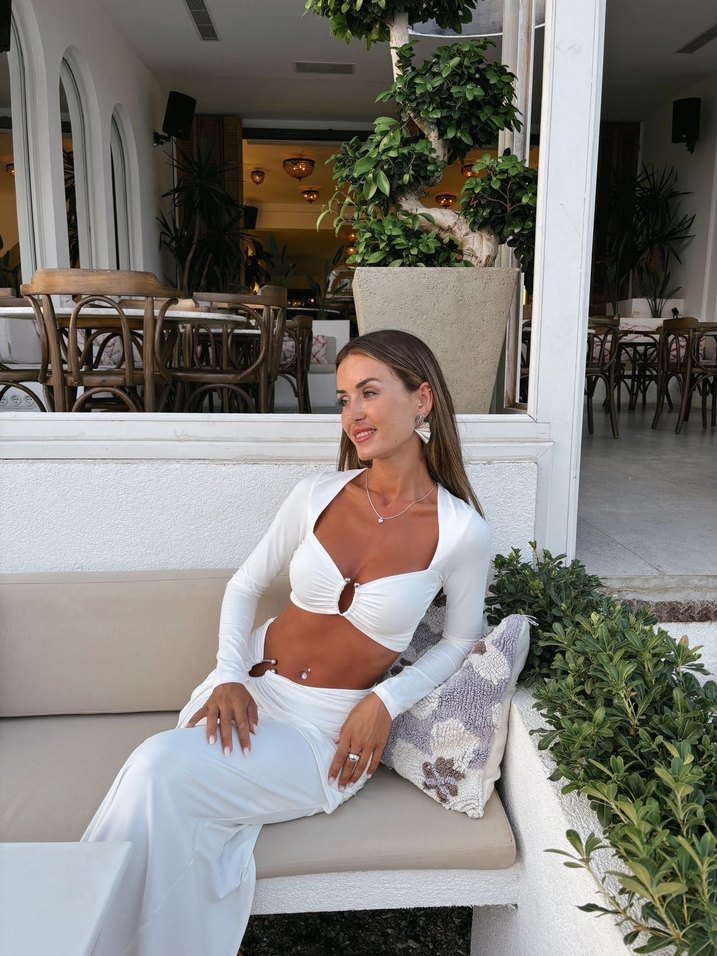 Beyaz takım - Görsel 5