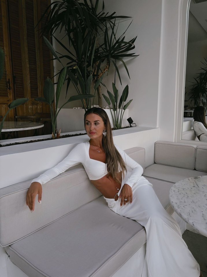 Beyaz takım - Görsel 4