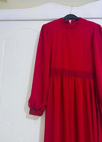 Uzun kırmızı astarlı şifon abiye - Görsel 6