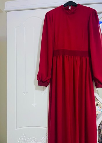 Uzun kırmızı astarlı şifon abiye - Görsel 3