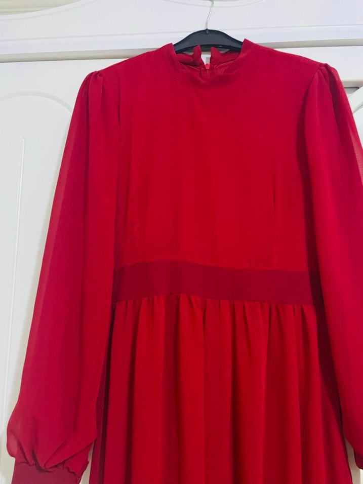 Uzun kırmızı astarlı şifon abiye - Görsel 4