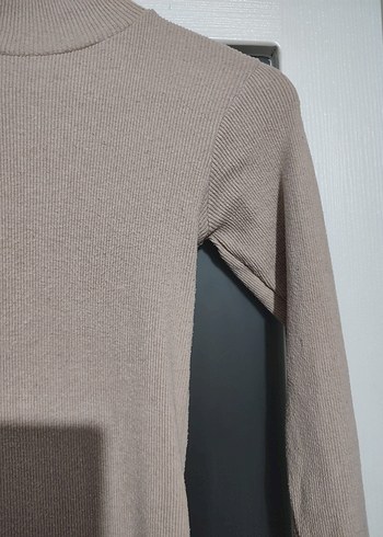 Bej Deri Kemerli Yüksek Yakalı Kadın Elbise - Görsel 4