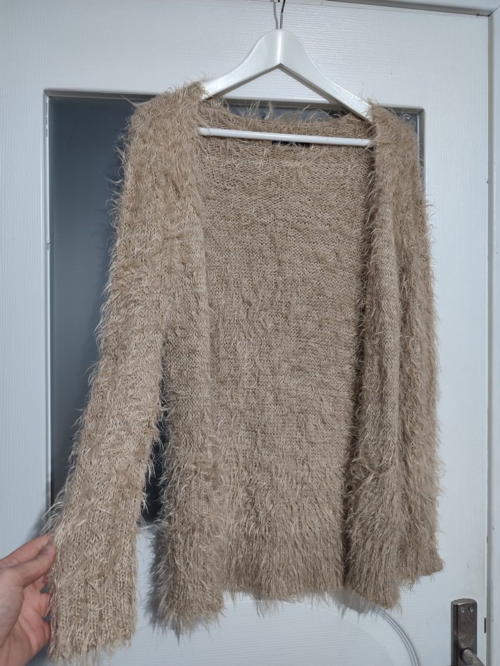 Bej Tüylü Midi Kadın Hırka - Görsel 2