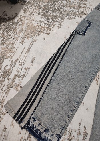 Gri Batik Desenli Bol Kesim Kadın Kot Pantolon - Görsel 2