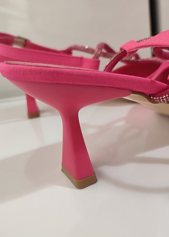 Pembe Yılan Desenli Stiletto Topuklu Kadın Ayakkabı - Görsel 2