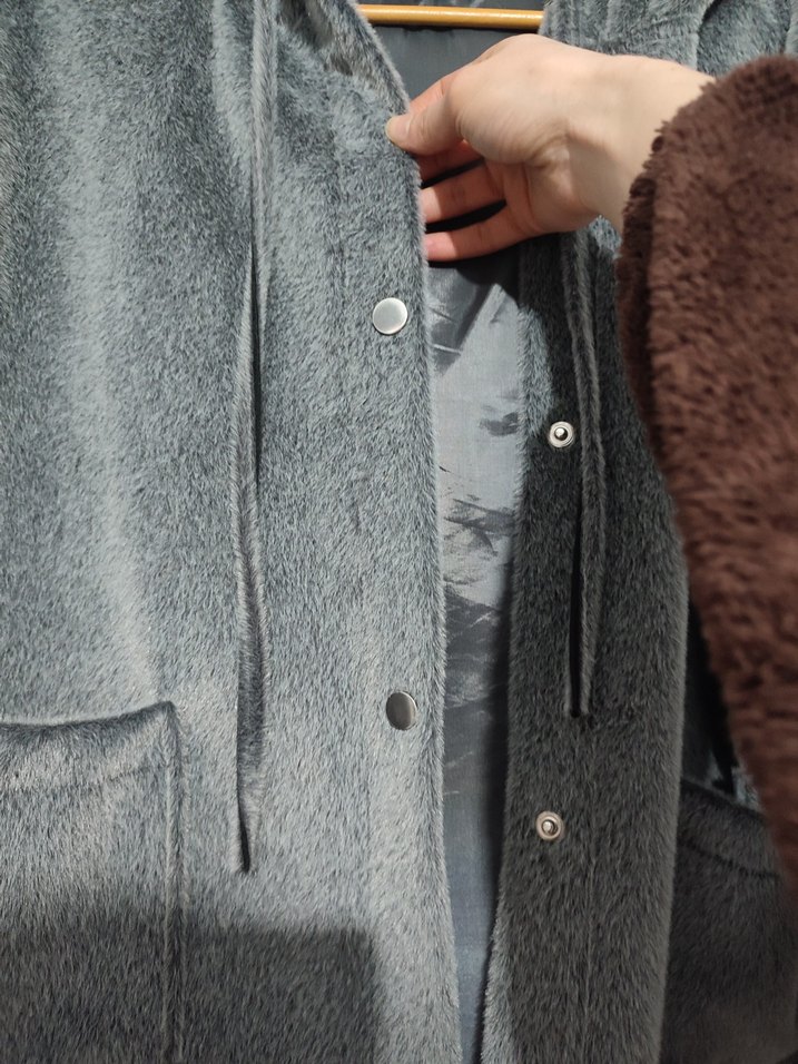 Gri Düğmeli Kadın Midi Mont - Görsel 4
