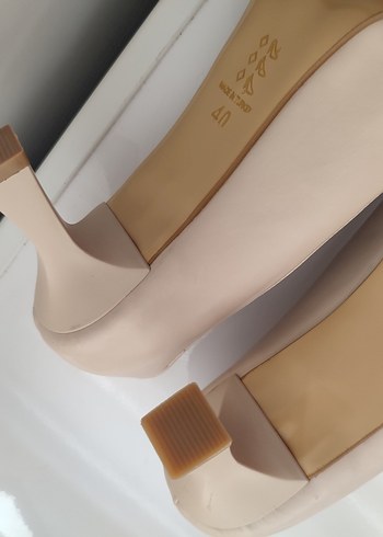 Bej Minimalist Stiletto Topuklu Kadın Ayakkabı yeni giyilmedi - Görsel 3
