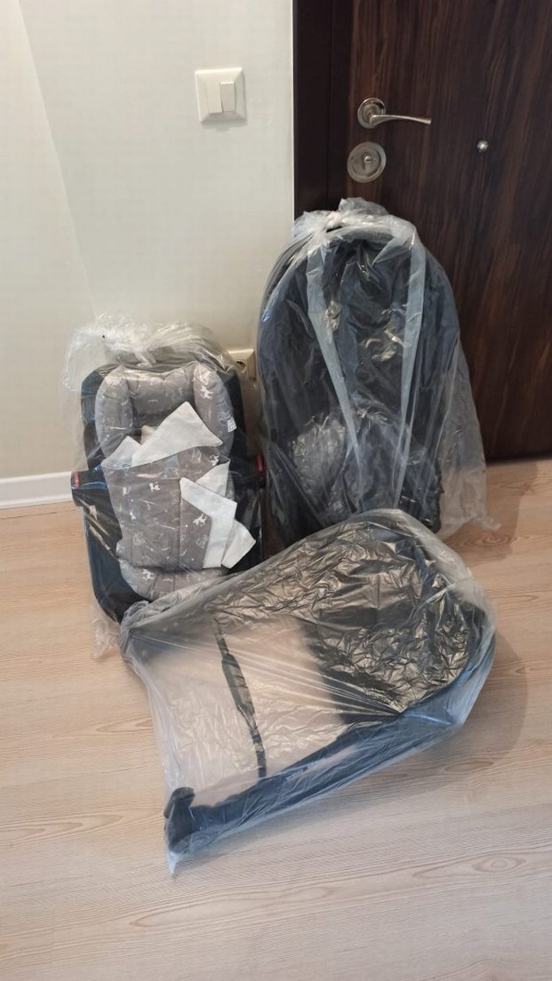 Siyah Bebek Arabası - Görsel 3