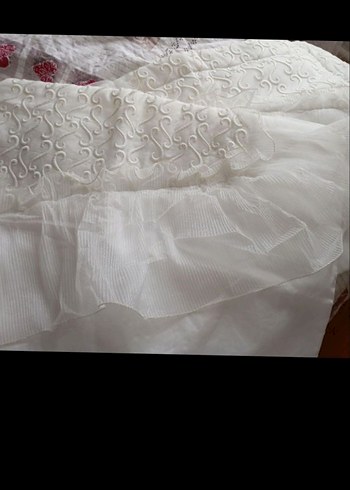 İşlemeli Beyaz Yatak Örtüsü - Görsel 8