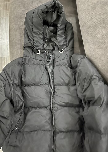 Siyah Kemerli Kadın Kış Montu - Görsel 4