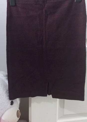 bordo vücudu saran midi etek - Görsel 7