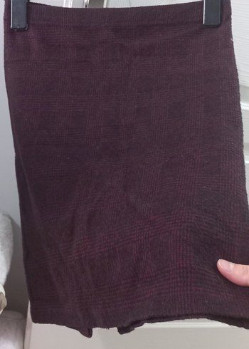 bordo vücudu saran midi etek - Görsel 5