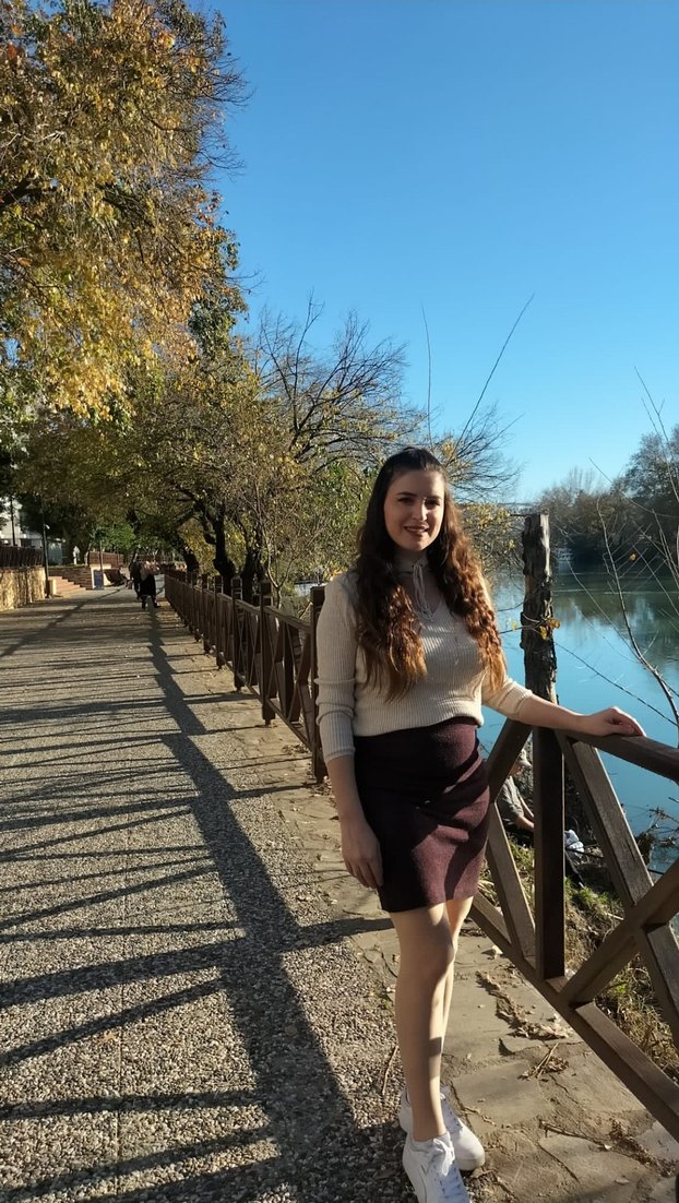 bordo vücudu saran midi etek - Görsel 3