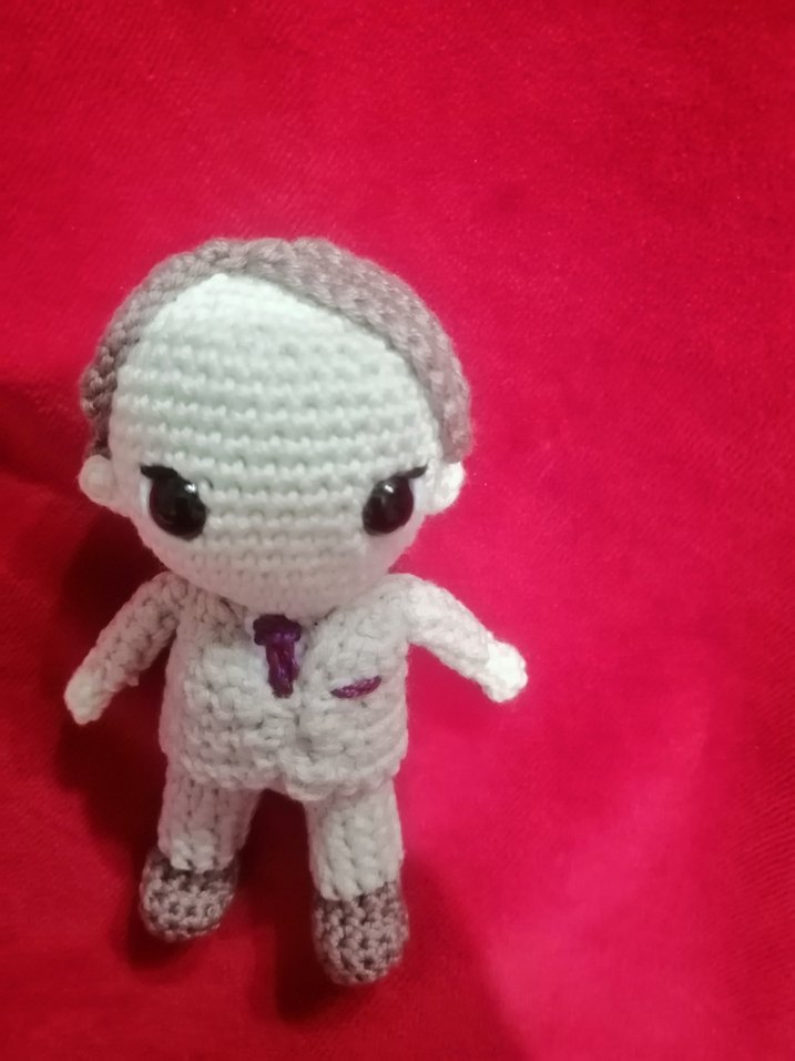 Hannibal Lecter Amigurumi Bebek - Görsel 4