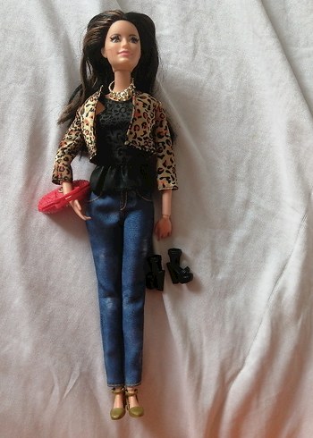 barbie style poses with raquelle bebek - Görsel 6
