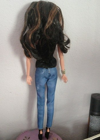 barbie style poses with raquelle bebek - Görsel 3