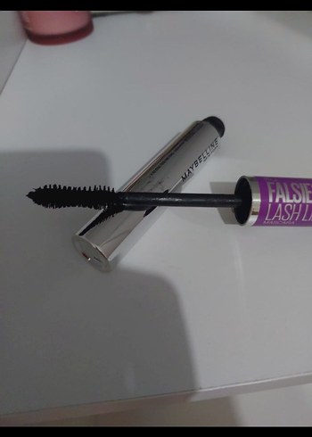 Maybelline Mor Parlak Maskara - Görsel 2