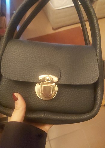 Klasik Siyah Deri Kadın Çanta - Görsel 2