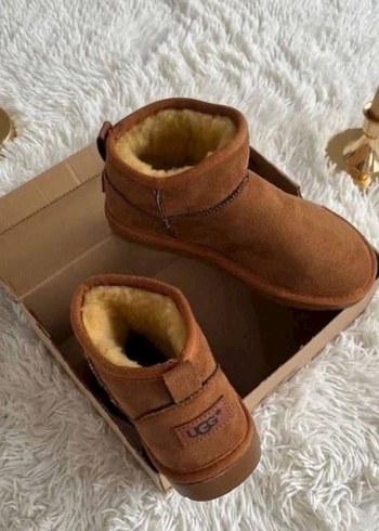 Ugg Kahverengi Suet Bot