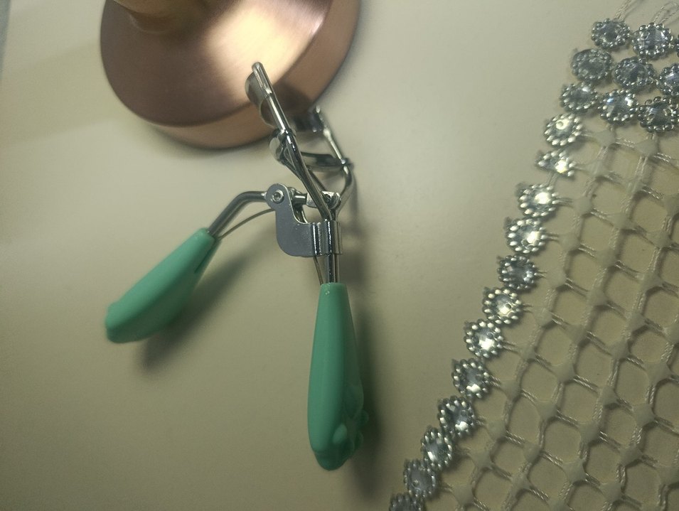 Turkuaz Renk Pastel Kirpik Kıvırıcı - Görsel 2