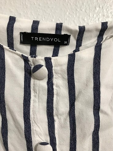 Trendyol & Milla Crop bluz