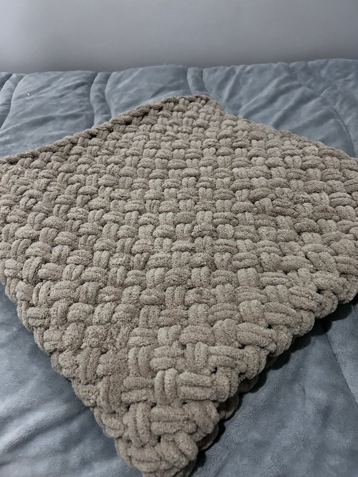 Örgü Desenli Kahve Çocuk Battaniyesi - Görsel 2